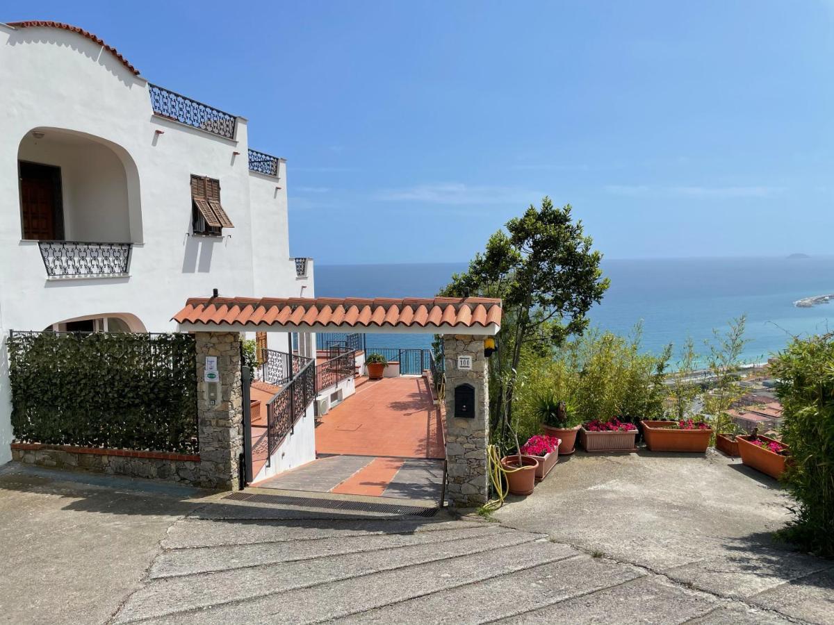 Hotel Sotto le stelle ...il mare Pietra Ligure Esterno foto