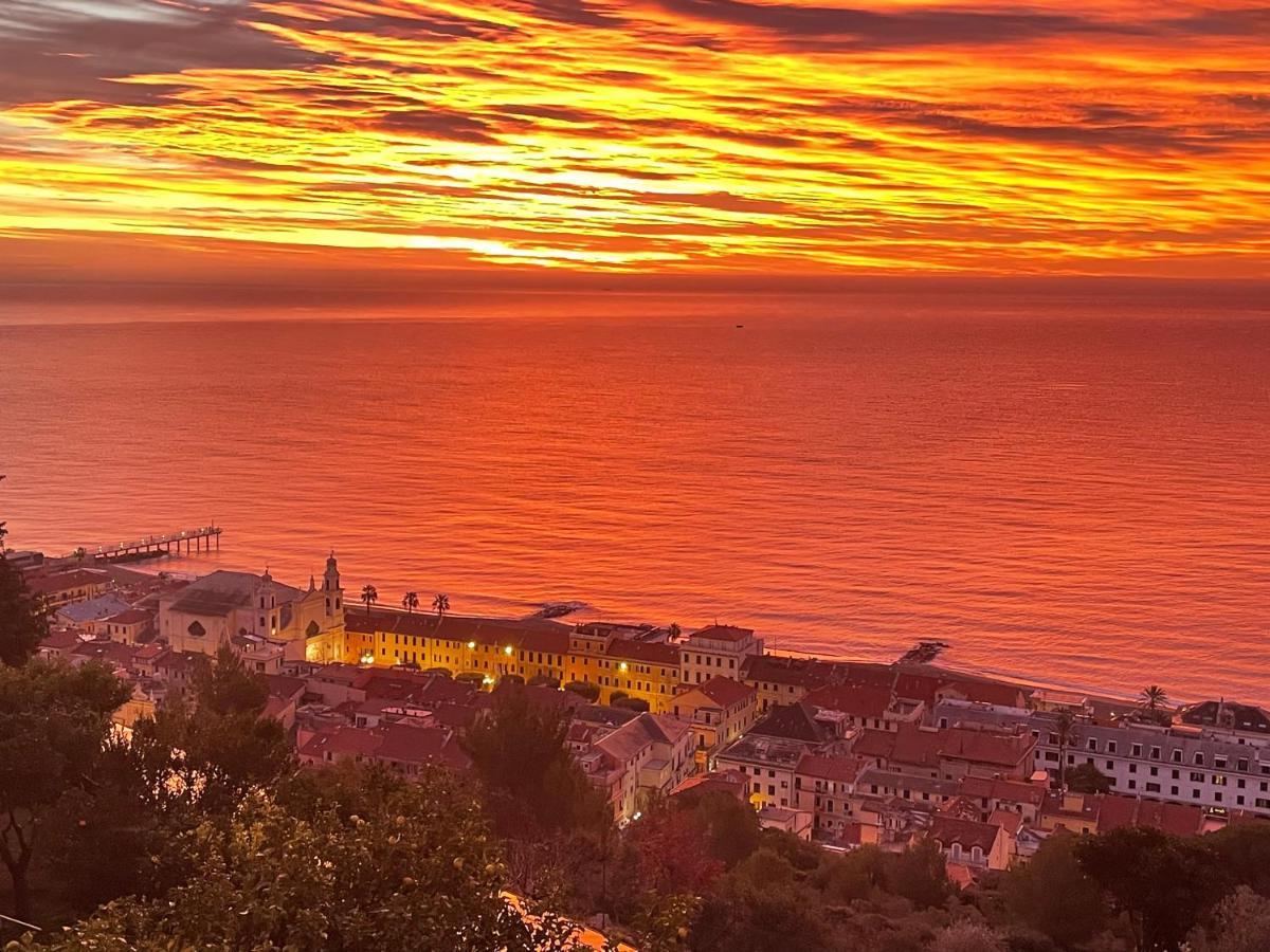 Hotel Sotto le stelle ...il mare Pietra Ligure Esterno foto