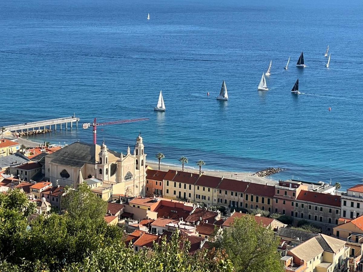 Hotel Sotto le stelle ...il mare Pietra Ligure Esterno foto
